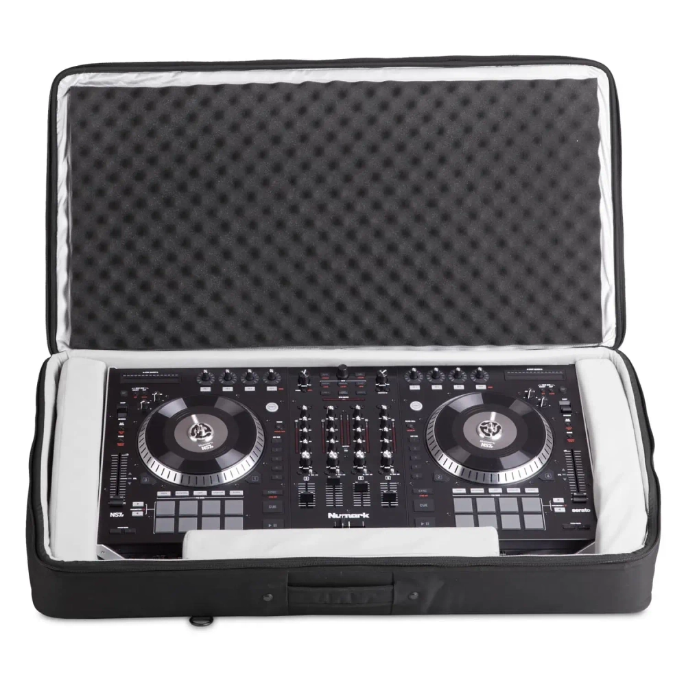 Сумка UDG Urbanite MIDI Controller Sleeve Extra Large Black