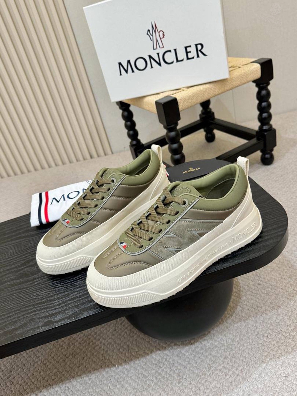 Кроссовки Moncler
