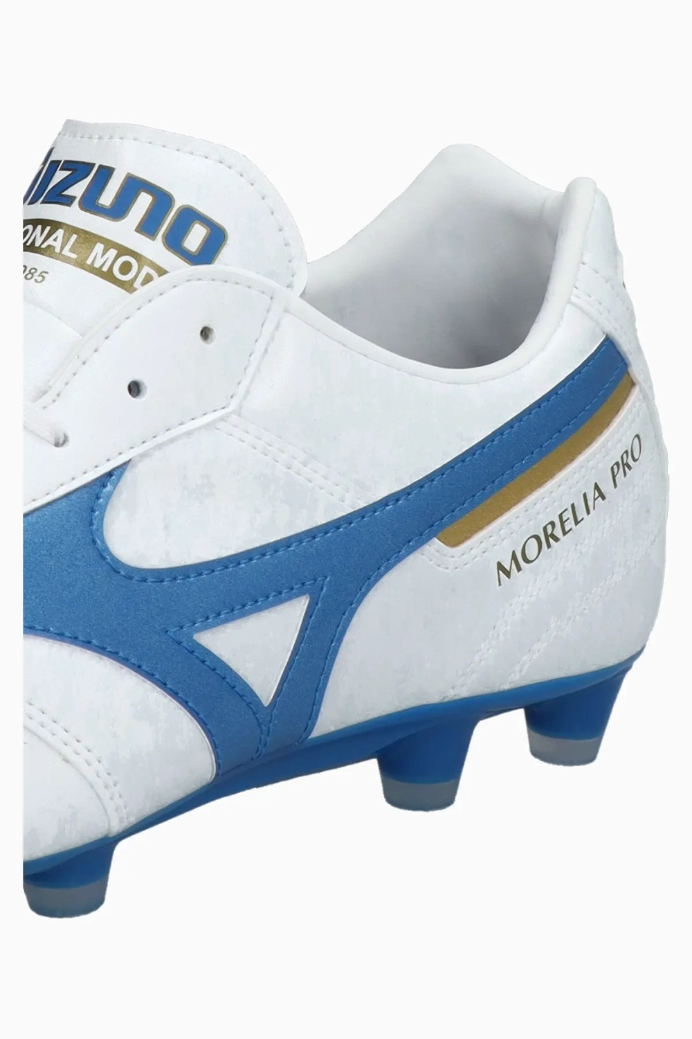 Бутсы Mizuno Morelia II Pro FG - белый