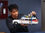 Конструктор LEGO Icons 10274 Ghostbusters ECTO-1