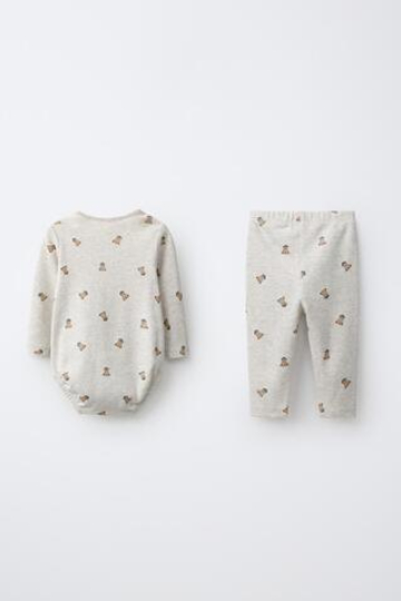 ZARA КОМПЛЕКТ ИЗ БОДИ И ЛЕГИНСОВ С ПРИНТОМ С МЕДВЕДЯМИ, СЕРЫЙ МЕЛАНЖ