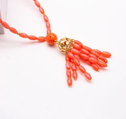 «Авторская модель» из коралла