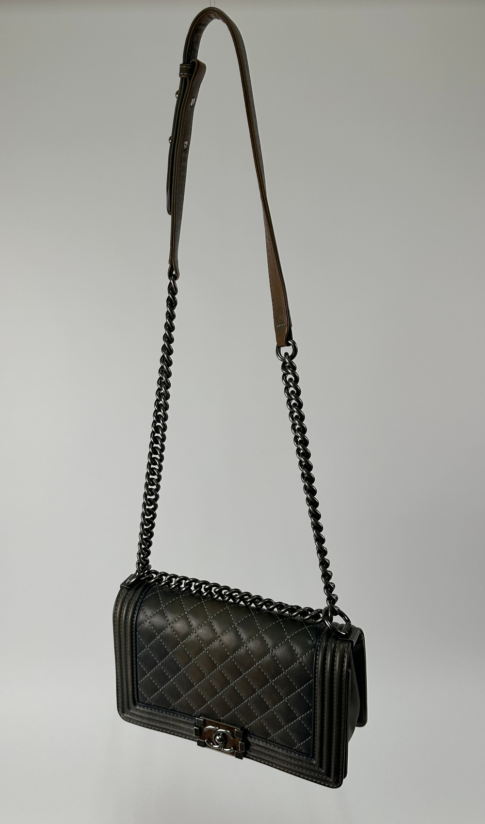Сумка Chanel Old Medium Aged