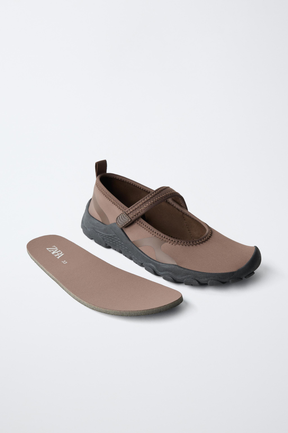 ZARA СПОРТИВНЫЕ БАЛЕТКИ BAREFOOT, КОРИЧНЕВЫЙ