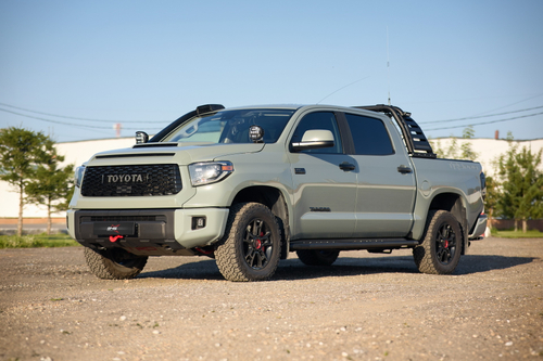 Пороги силовые BMS URBAN для Тойота Тундра Double Cab Crew Max 2007-2021 (2шт.)