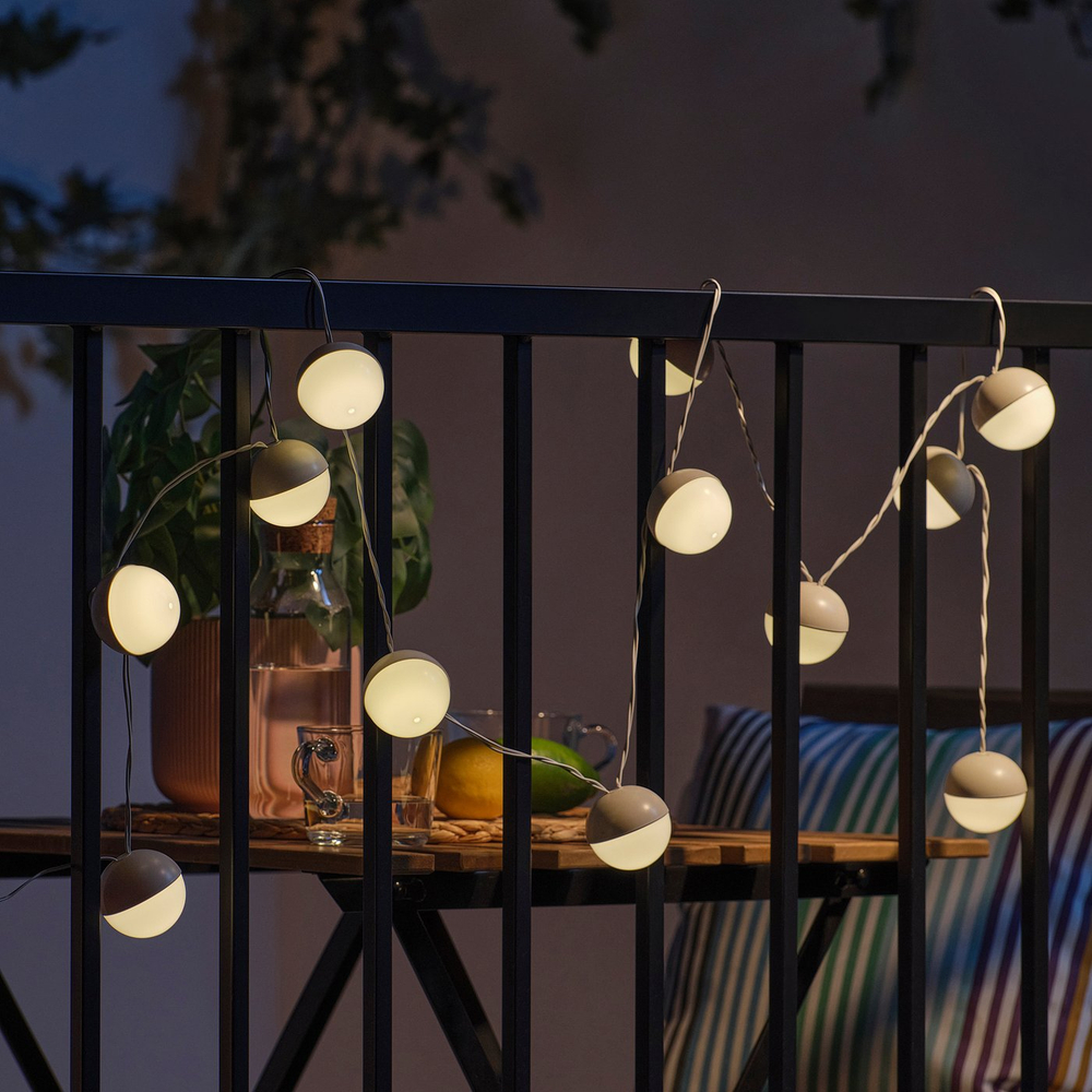 IKEA SOLVINDEN  (ИКЕА СОЛВИНДЕН)  -  Гирлянда LED, 12 лампочек - на солнечной батарее/бежевый белый