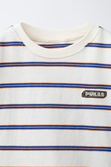 ZARA X PUKAS ФУТБОЛКА В ПОЛОСКУ С ЛОГОТИПОМ PUKAS SURF, БЕЛЫЙ