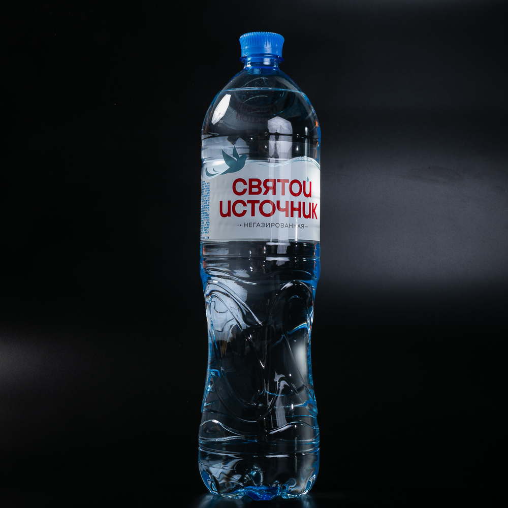 Вода питьевая святой источник  негазированная, 1.5 л