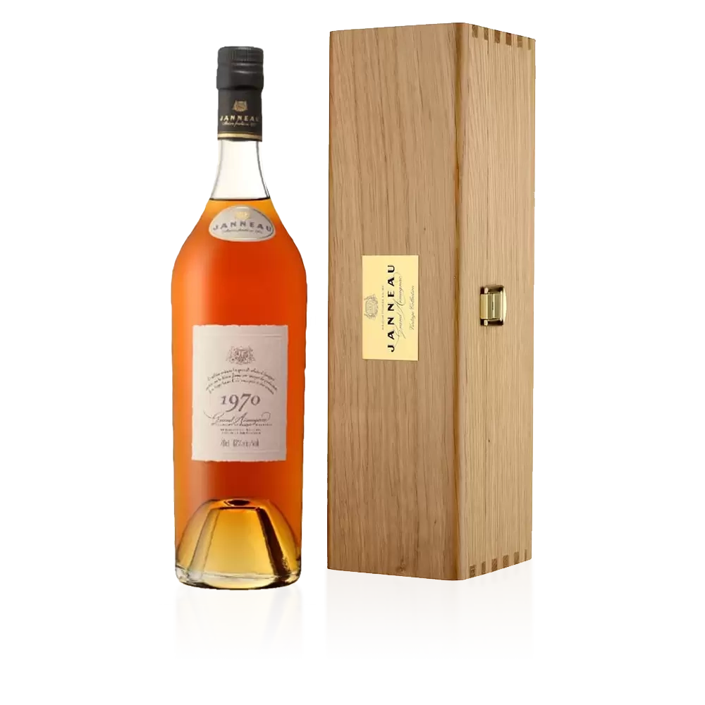 Арманьяк Janneau Vintage Collection 1970, 0.7 л, в деревянной п/к — 0.7 л, деревянная подарочная упаковка