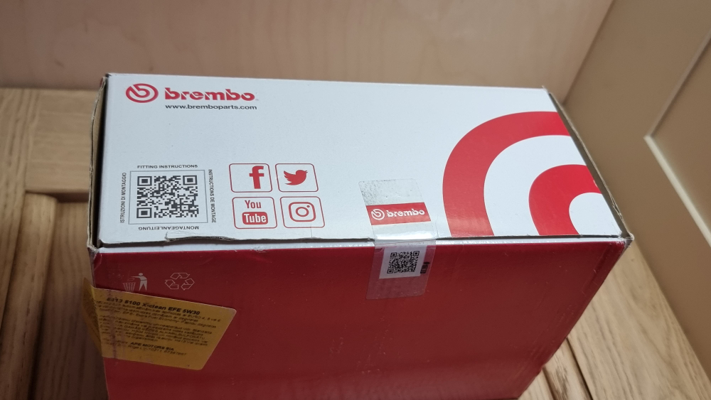 Тормозные колодки Brembo дисковые, передние P50124