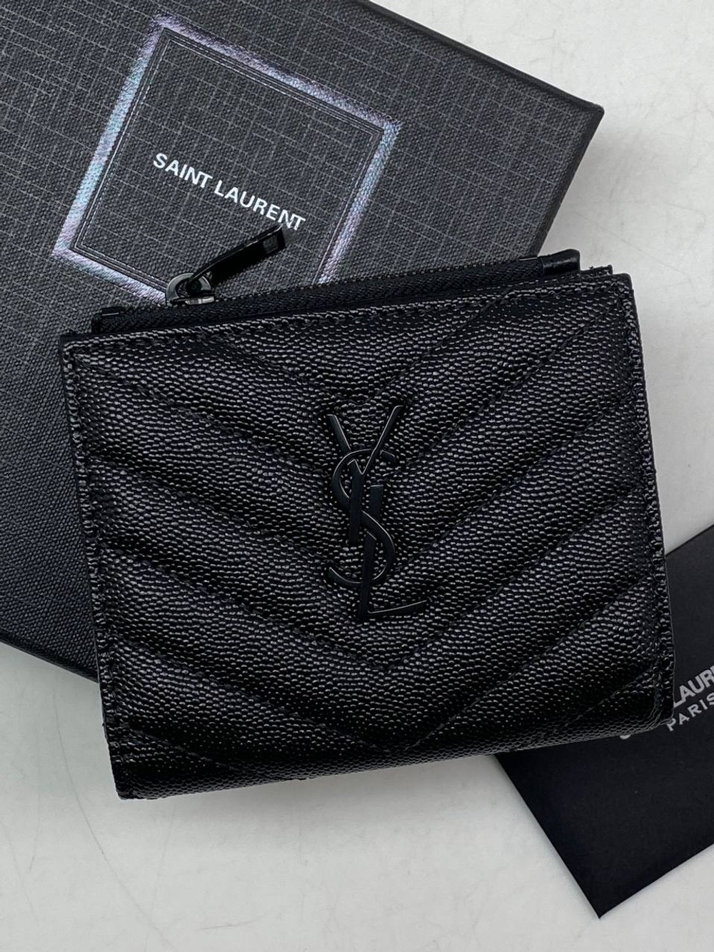 Кошелёк Yves Saint Laurent