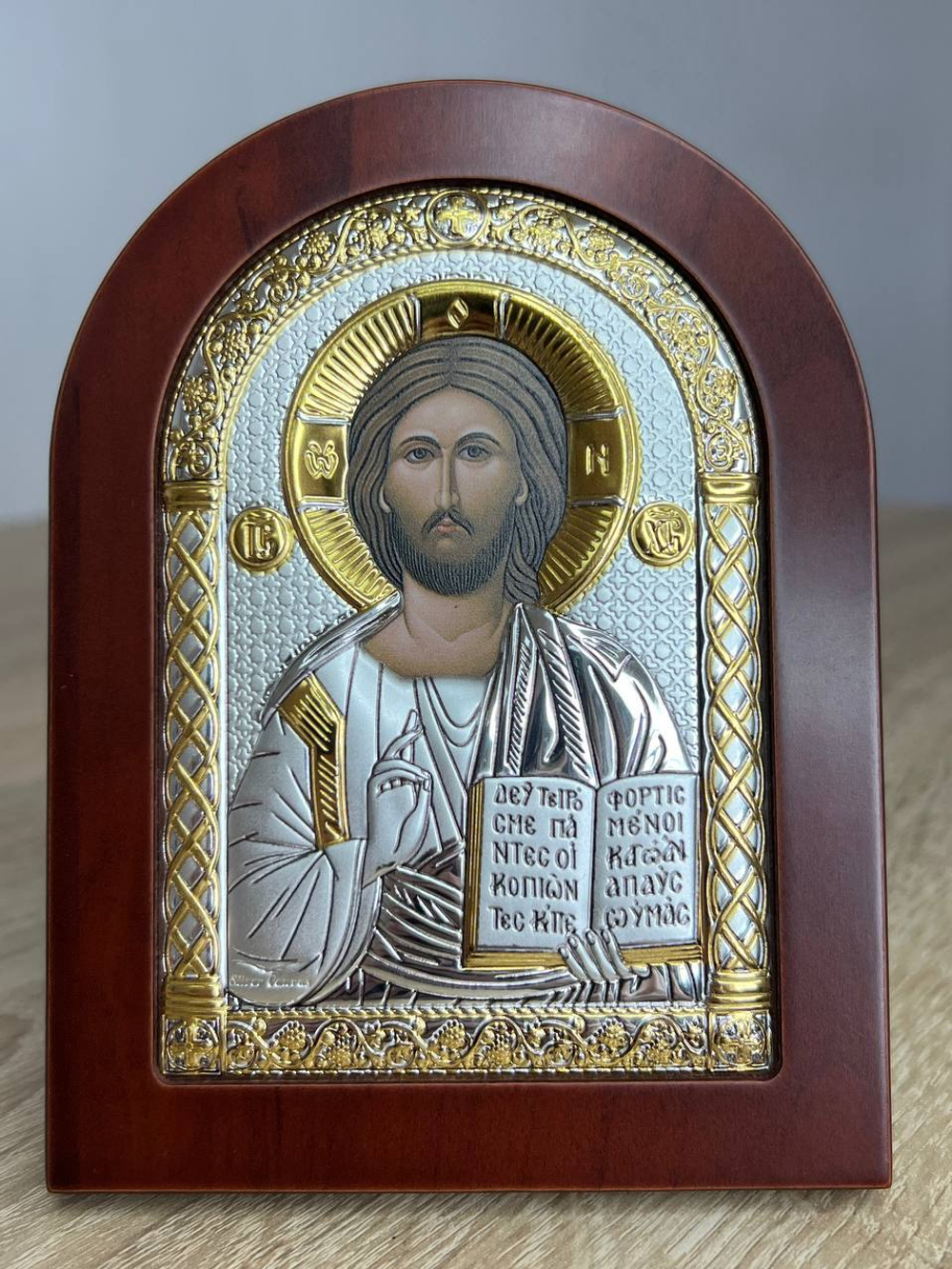 Спаситель, икона арочная, красное дерево 105х140 — вид сбоку