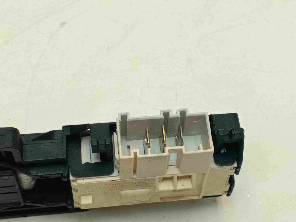 LS60840L кт224 Блокировка люка для стиральной машины AEG LS60840L б/у