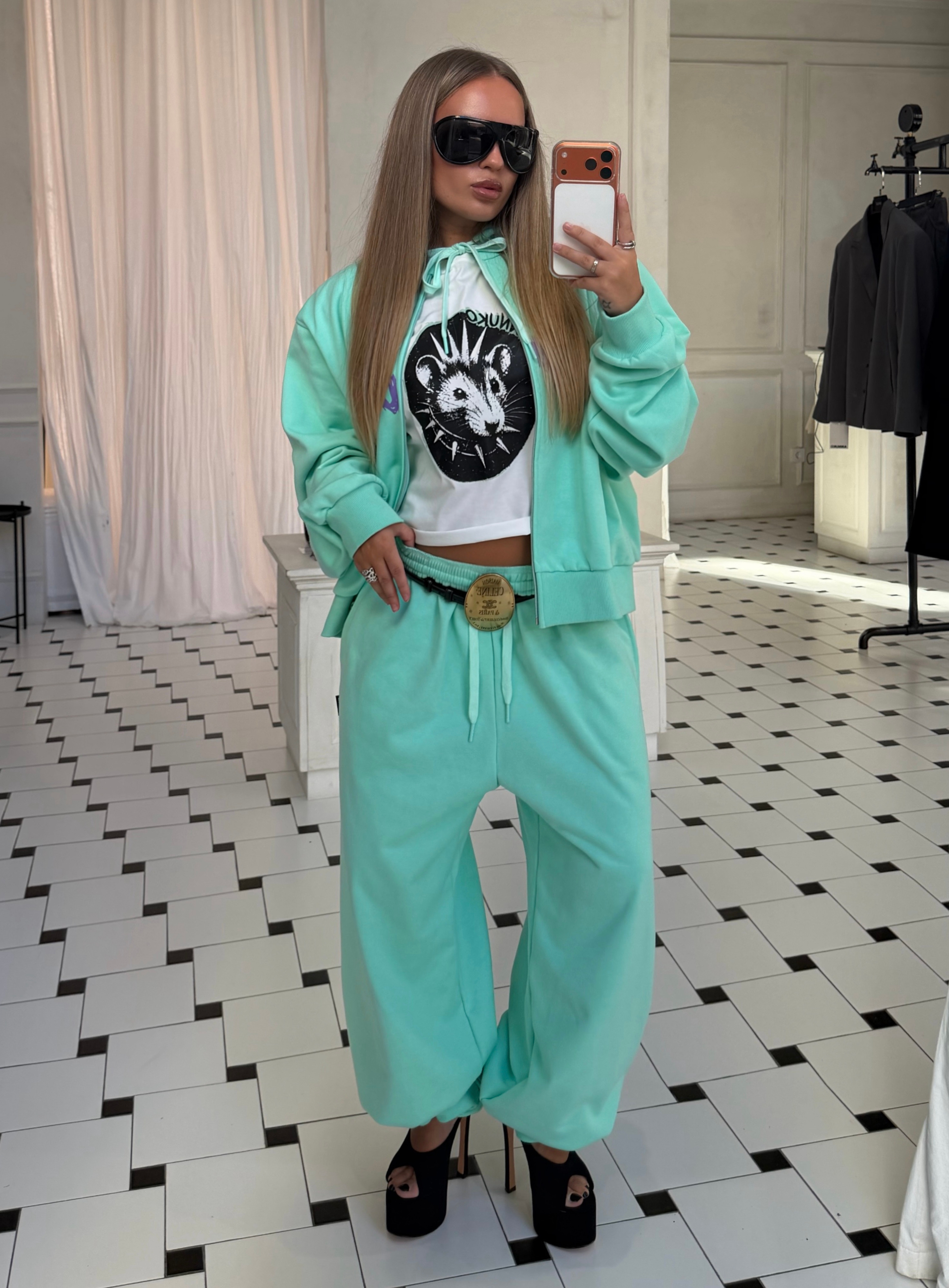19