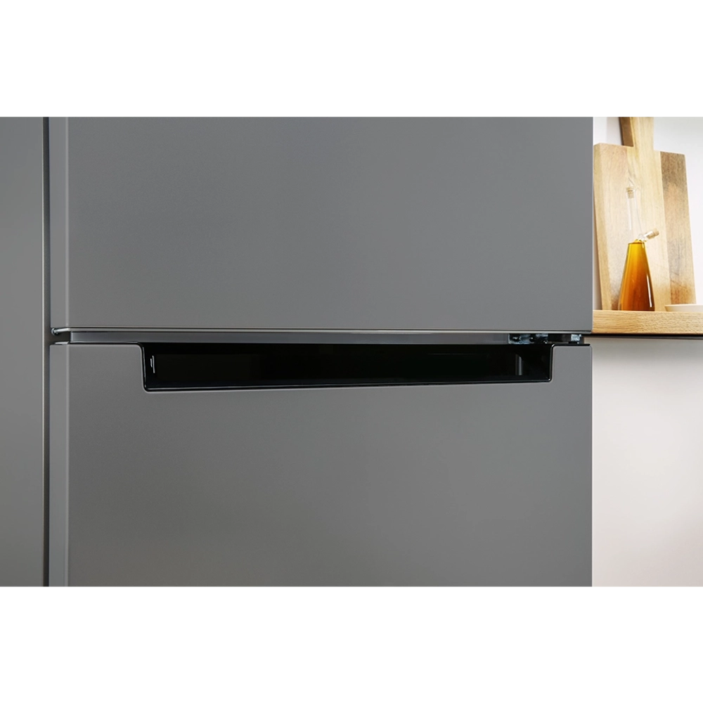Холодильник Indesit DS 3160 G