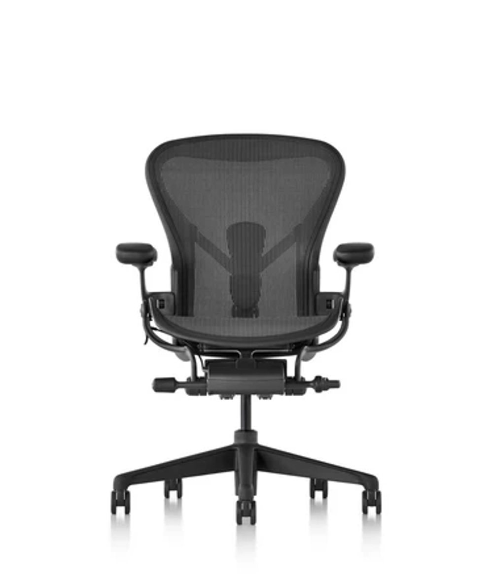 Кресло Herman Miller Aeron Graphite Matte, размер B