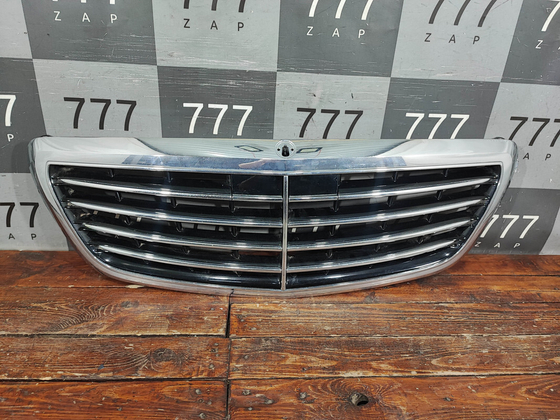 Решетка радиатора Mercedes S-Class (W222) 13-17 Б/У Оригинал A2228800383
