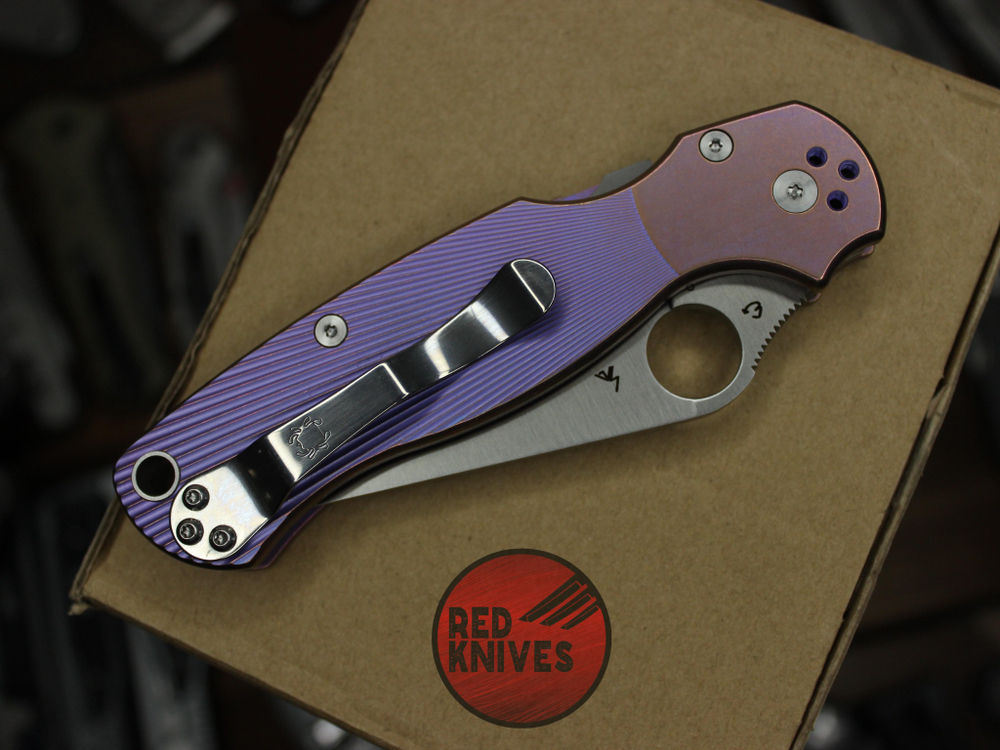 Нож Spyderco Paramilitary 2 Титан - фрезеровка фиолетовые лучи
