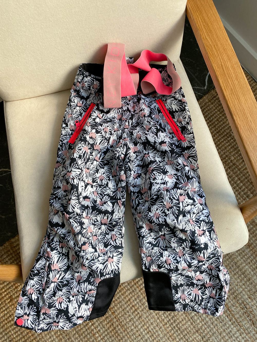 Горнолыжный костюм Stella McCartney, 110