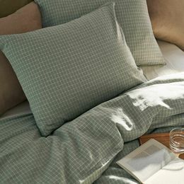 Комплект постельного белья IKEA AKERFIBBLA (ОКЕРФИББЛА), Двуспальный, Хари в клетку, 240x220, 50x80 см