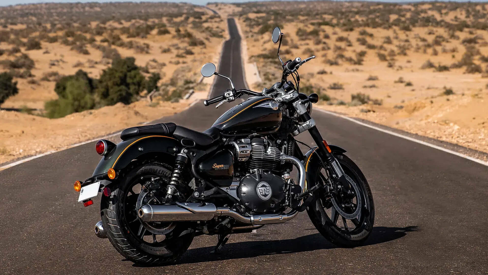 Royal Enfield Super Meteor 650 Interstellar Green (Mid)