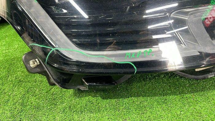 Фара правая Range Rover Vogue 4 L405 17-22 Pixel