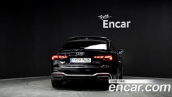 Audi A5 40 TFSI Quattro Premium Sportback — 2021