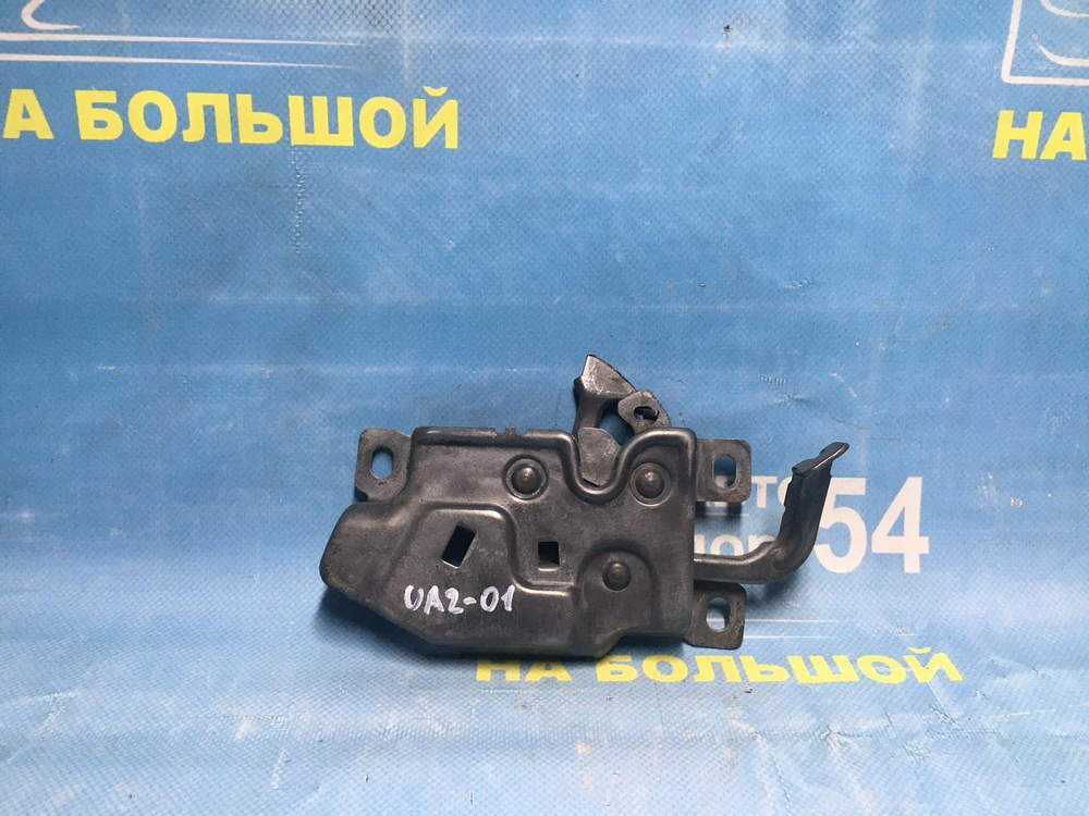 Замок капота Honda INSPIRE 1995