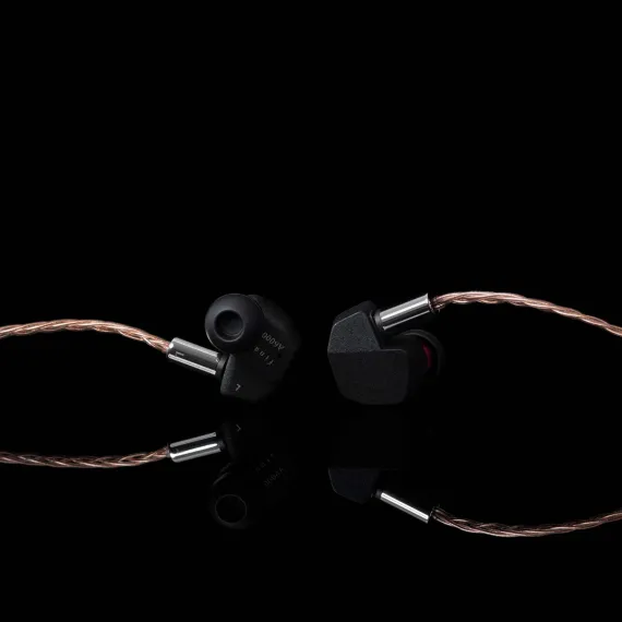 Final Audio A6000 Black