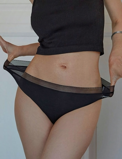 Эластичные трусики-бразилиана Brasilian Trim Flexie Adapt (Размер: S-M-L) (Цвет: белый)