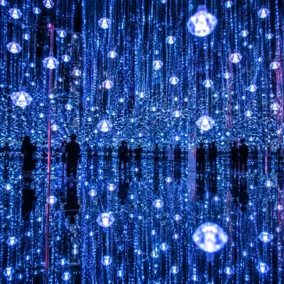 Иммерсивная зеркальная локация LED, 50–300 м²