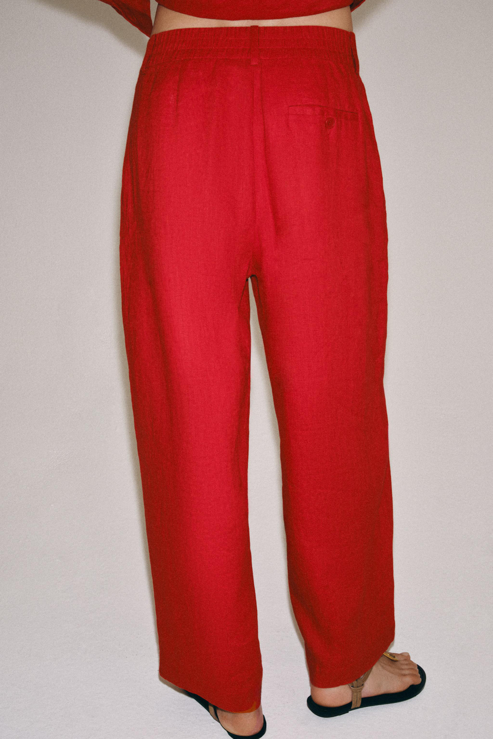БРЮКИ СО СКЛАДКАМИ ИЗ 100% ЛЬНА — ZW COLLECTION — ZARA