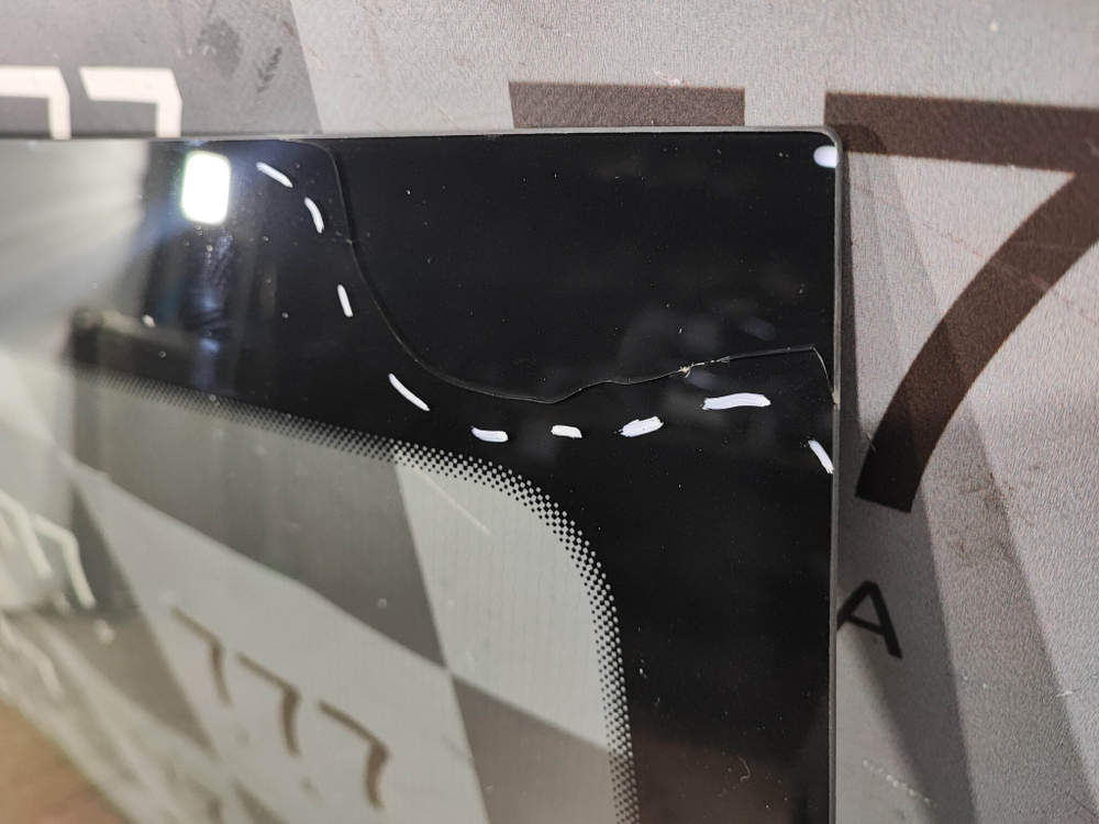 Стекло лобовое с обогревом Chery Tiggo 7 Pro 20-нв Б/У Оригинал 555000137AA