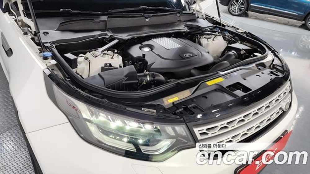 Land Rover Discovery 3.0 SD6 HSE — 2019