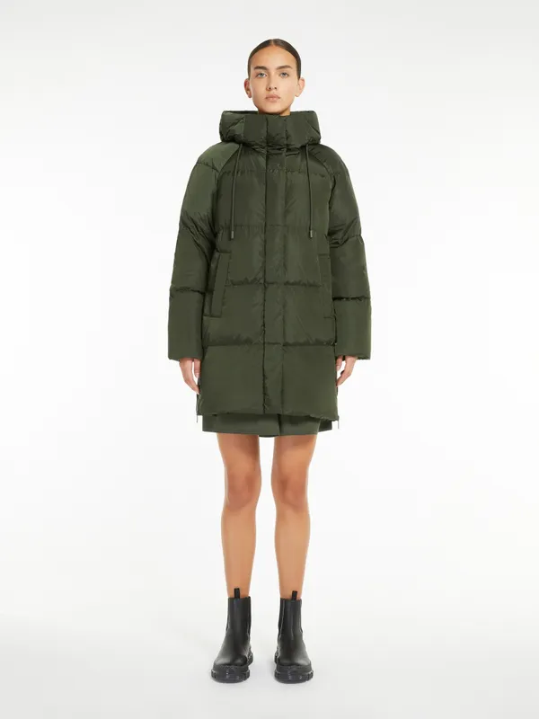 Пуховик женский WEEKEND MAX MARA NEWBEMBO
