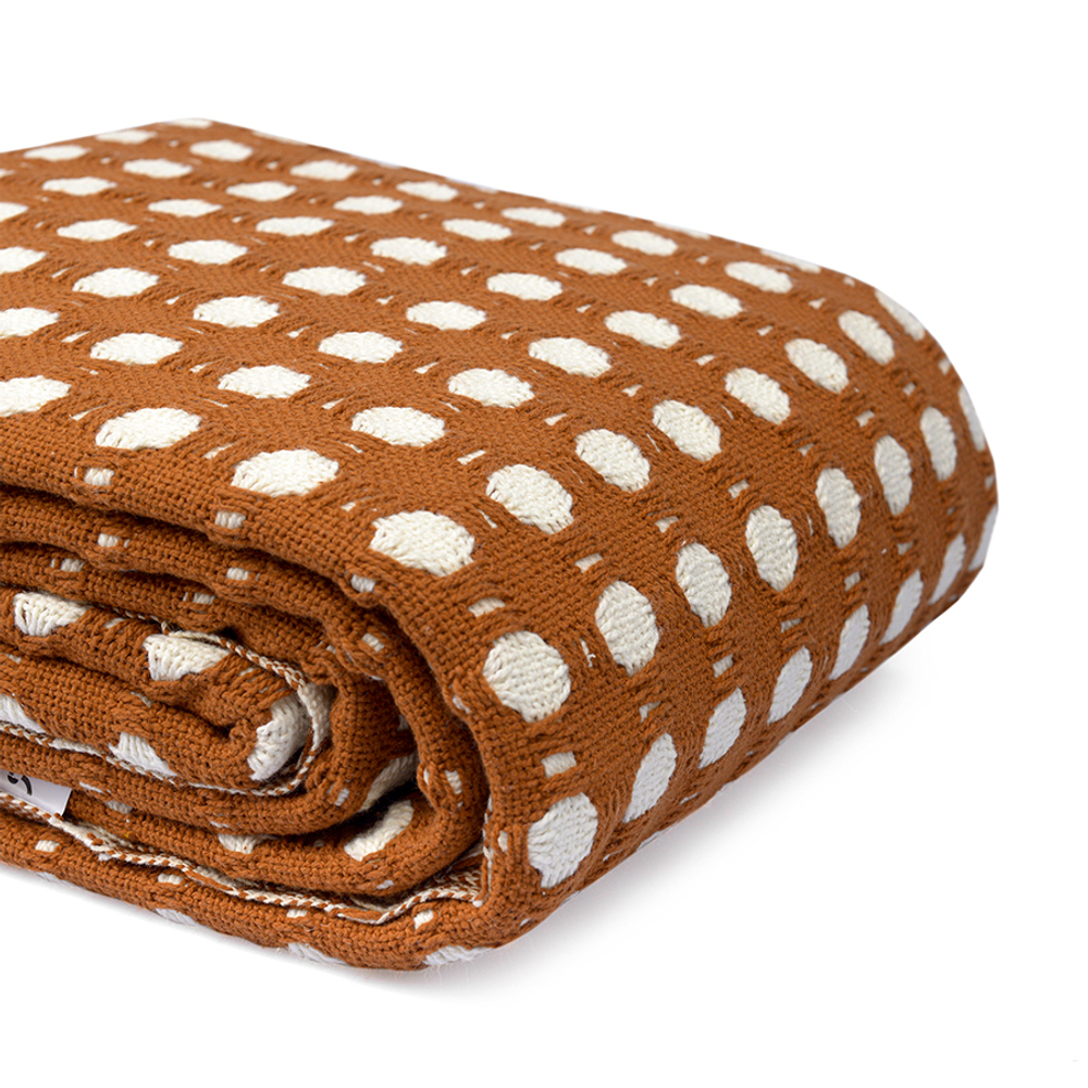 Покрывало из хлопка polka dots карамельного цвета из коллекции essential, 230х250 см