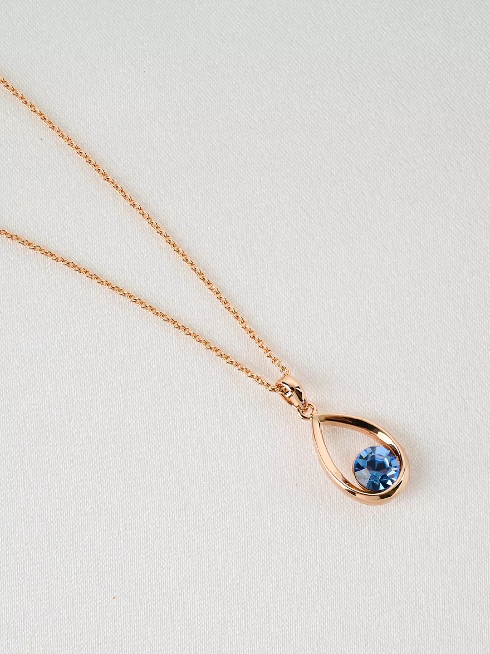 Кулон-капля Белла с голубым кристаллом Swarovski