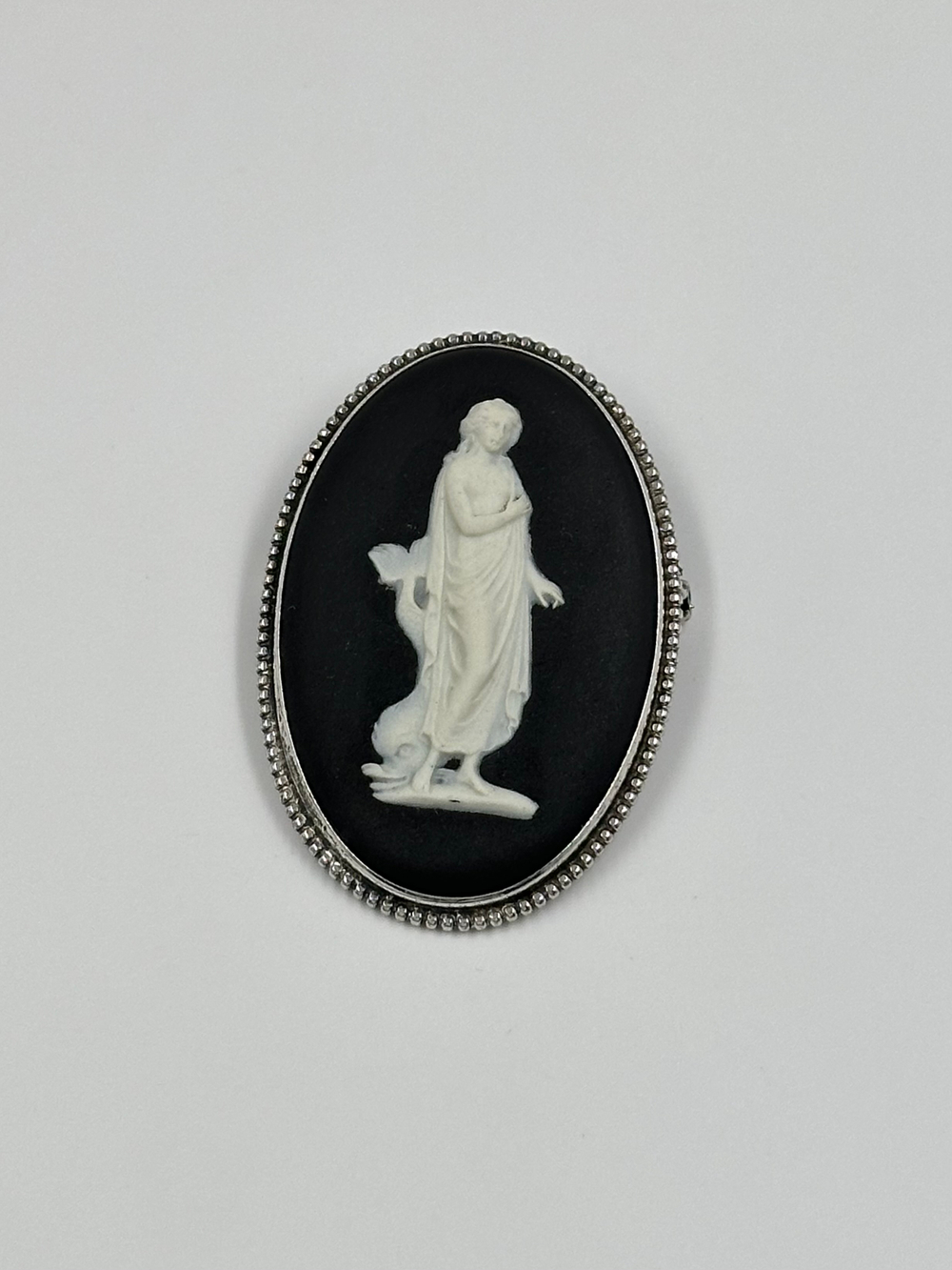 Брошь Wedgwood чёрная