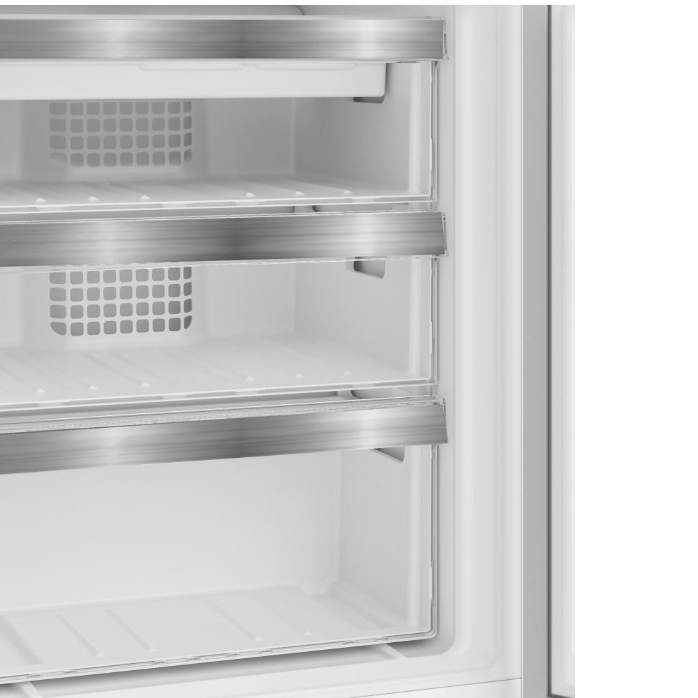 Встраиваемый холодильник Hotpoint HBH 18