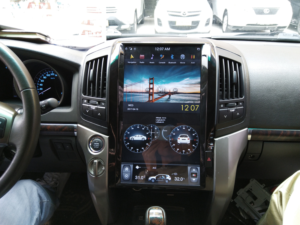 Установочный комплект для TOYOTA Land Cruiser 200 2007-2015 Elegance  KUBERG ZF-1806-GE