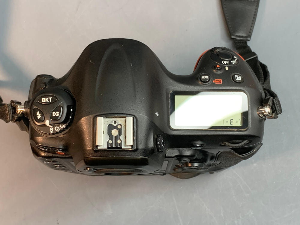 Nikon D4 Body 457.392 Кадров