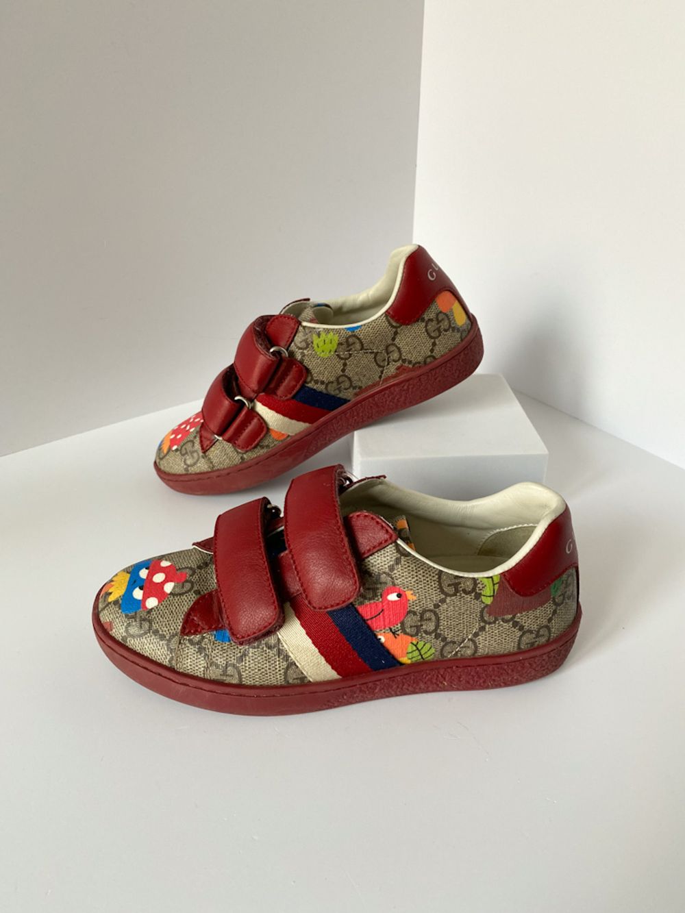 Кроссовки Gucci, 30
