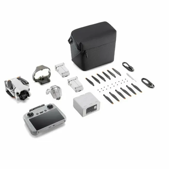 Квадрокоптер DJI Mini 4 Pro Fly More Combo Plus (DJI RC 2)