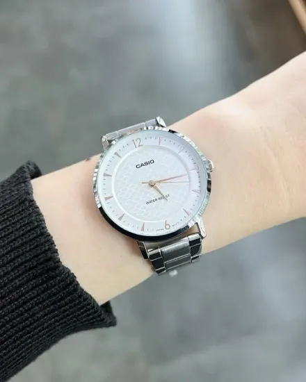 Наручные часы Casio LTP-VT04D-7A