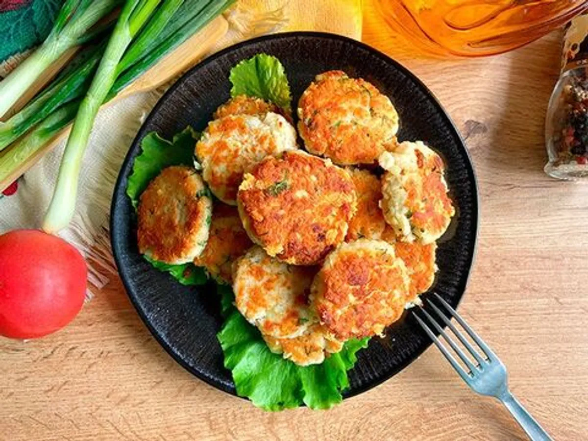 Фотография Биточки из индейки и курицы с брокколи «Фантазия» / 1 кг купить в магазине Афлора