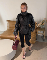 Женский короткий тренч из искусственной кожи - BERSHKA
