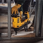 Аккумуляторный гвоздезабиватель DeWalt DCN890P2 (DCN890P2-QW)