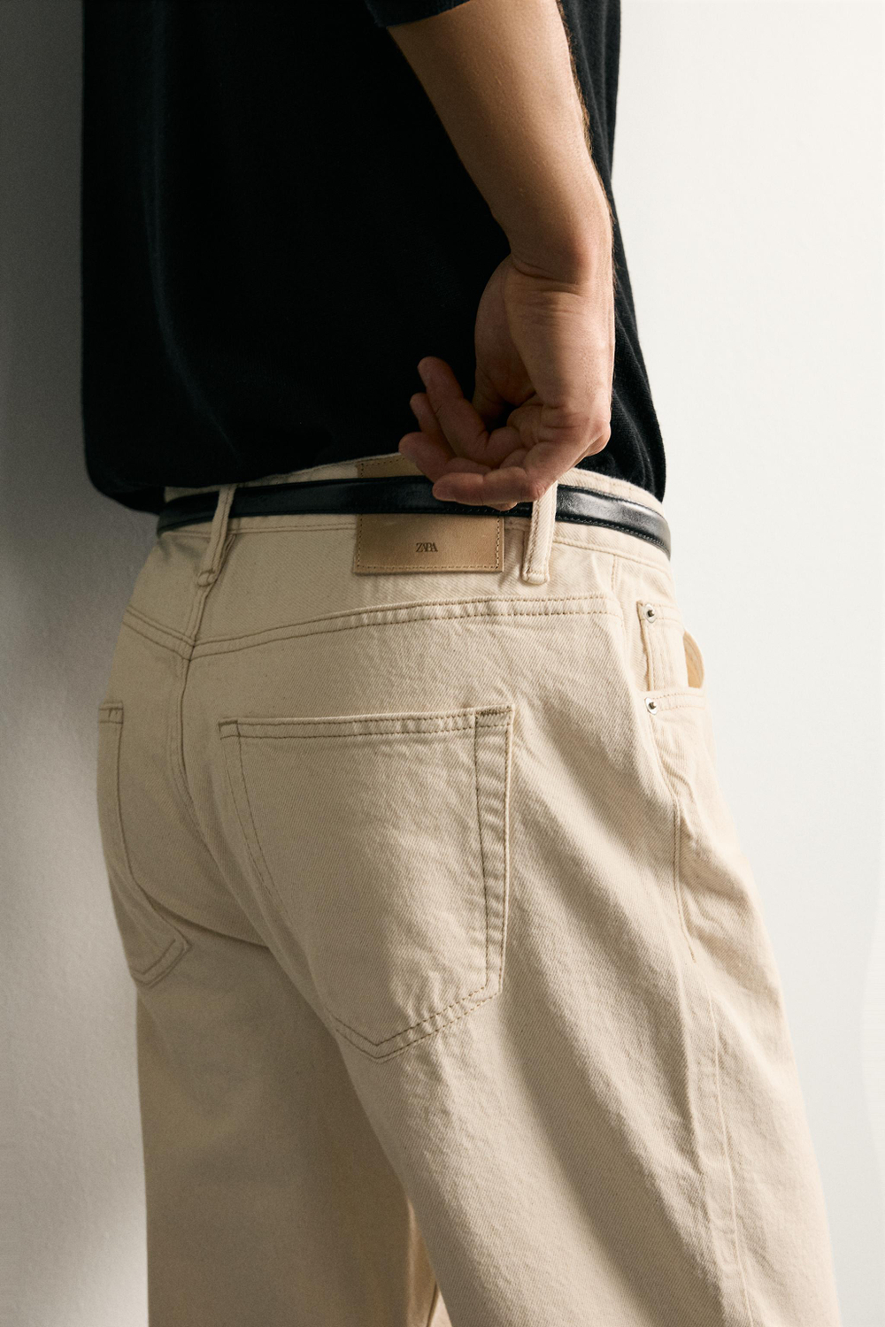 ДЖИНСЫ SLIM TAPERED — ZARA