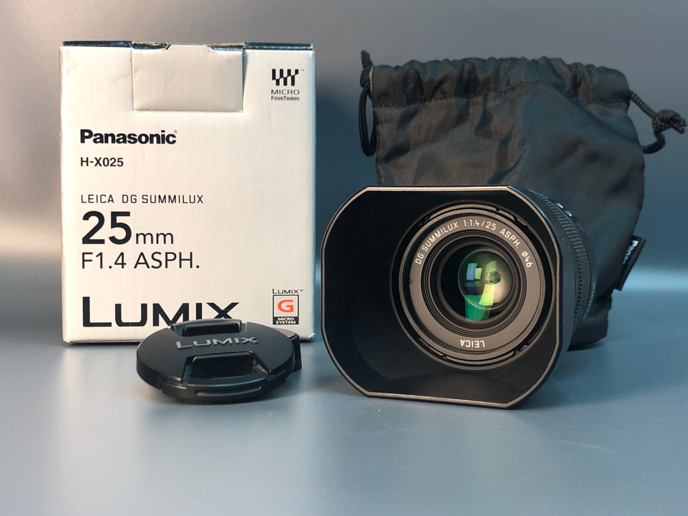 Panasonic Summilux 25mm f/1.4 ASPH DG