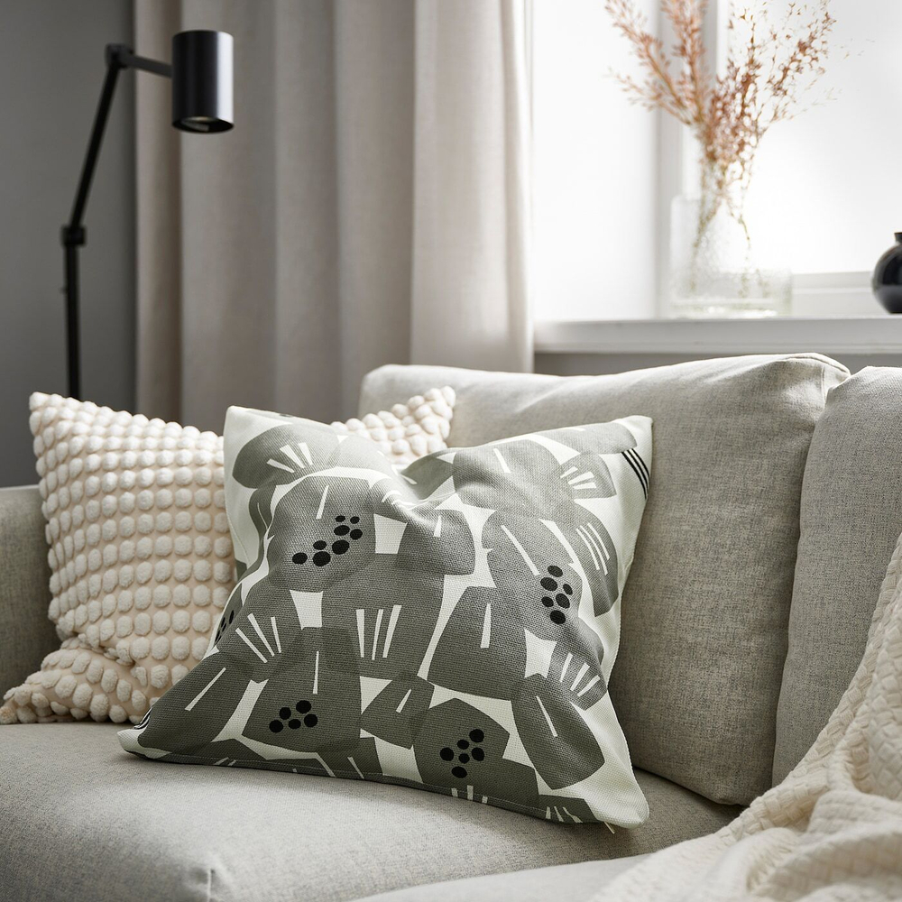 IKEA UNDERBLOMMA  (ИКЕА УНДЕРБЛОММА)  -  Наволочка, белый/светло-серый-зеленый, 50x50 см